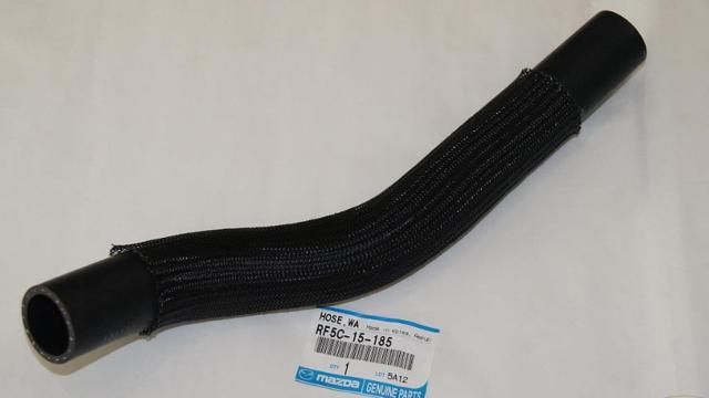 Патрубок радиатора охлаждения нижний RF5C15185 MAZDA