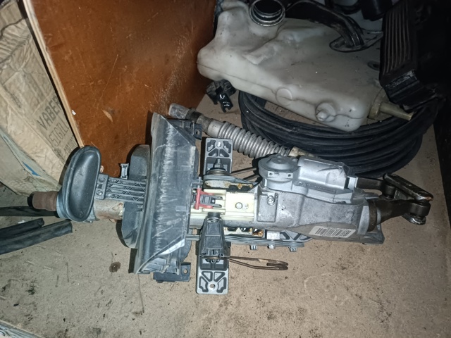 Колонка рулевого управления A2114602516 MERCEDES