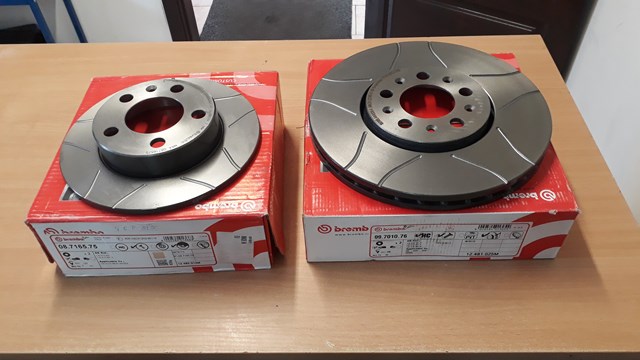09701076 BREMBO Передние тормозные диски купить в Днепр