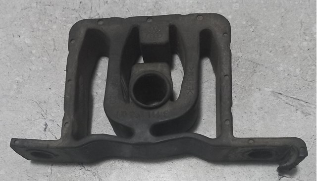 Крепление глушителя 1J0253144 VAG