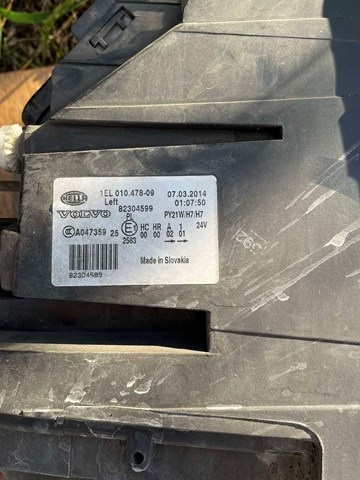VOLVO 82304599 Фара левая в наличии Украина