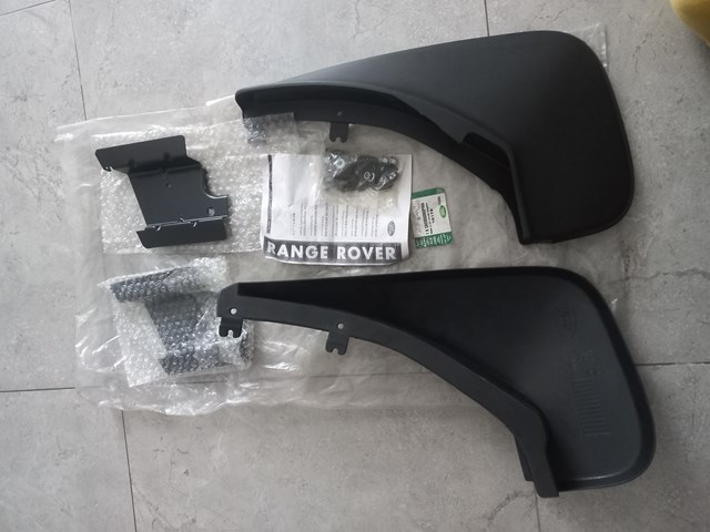 LAND ROVER CAS500060PMA Передние брызговики в наличии Николаев
