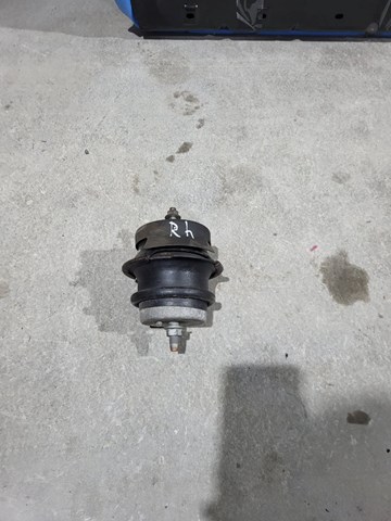 Подушка двигателя 112204GD0A NISSAN