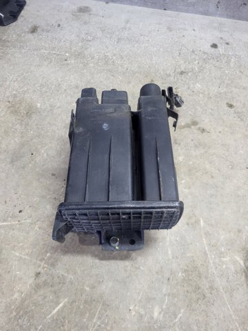 Адсорбер паров топлива 149509J30A NISSAN