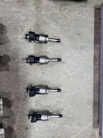 166005NA0A NISSAN Форсунка впрыска топлива купить в Харьков