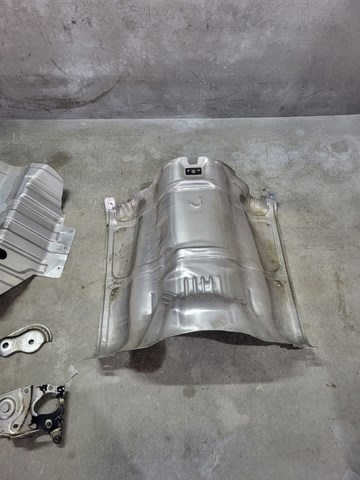 Защита днища, топливного бака 172851MG0A NISSAN