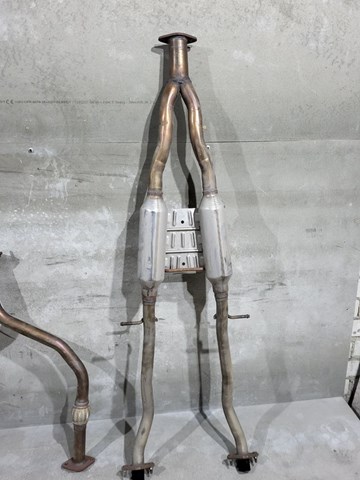 Выхлоп центральный 203004GA2B NISSAN