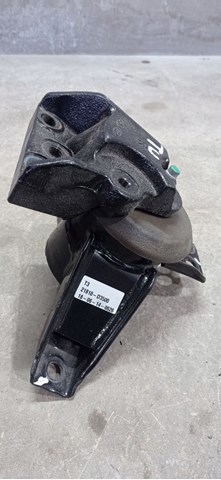 21810D3500 Подушка (опора) двигателя правая купить Черновцы