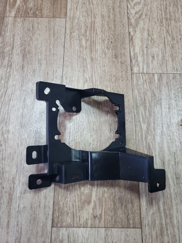 269105NA0A NISSAN Кронштейн крепления противотуманной фары правой купить в Николаев