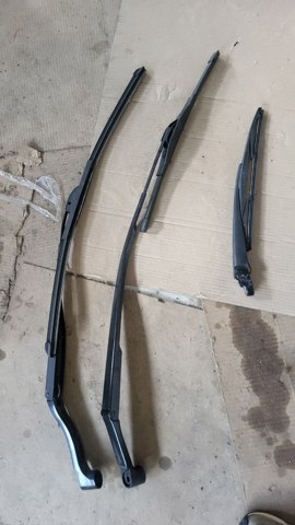 288865NA0A NISSAN Рычаг-поводок стеклоочистителя лобового стекла купить в Павлоград