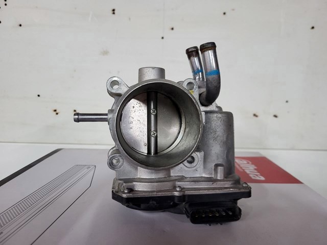 Дроссельная заслонка в сборе 351002B340 HYUNDAI