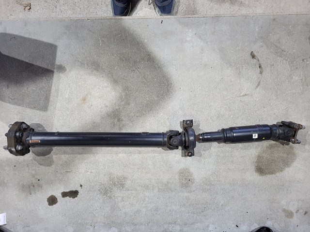 Вал карданный задний 373004HZ1B NISSAN