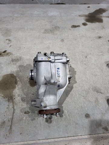 NISSAN 385004HZ2A Редуктор передний в наличии Черкассы