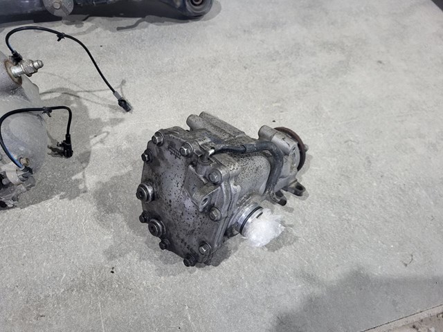 Мост передний 38500AR52A NISSAN