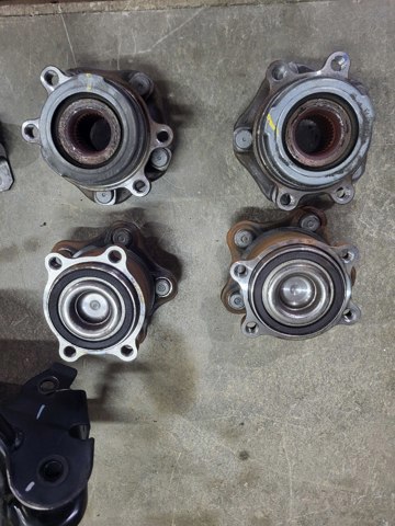NISSAN 432025NA0A в наличии Полтава