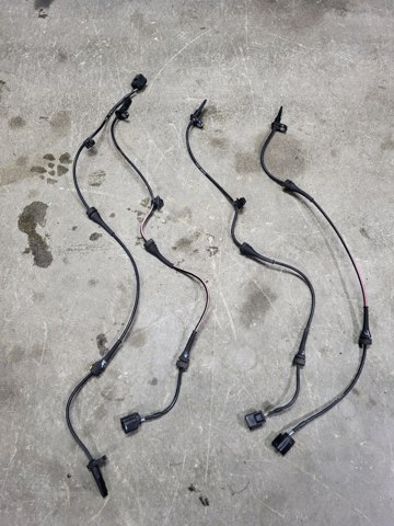 Датчик ABS передний 479105NA0B NISSAN