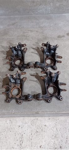 Цапфа поворотная правая 52720D7100 HYUNDAI