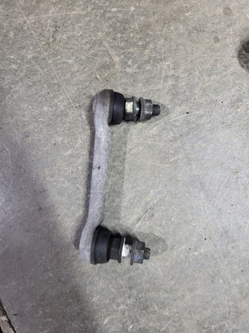 562615NA0B NISSAN Левая стойка заднего стабилизатора купить в Черновцы