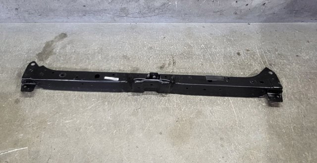 Рамка радиатора верхняя 625116RR0A NISSAN