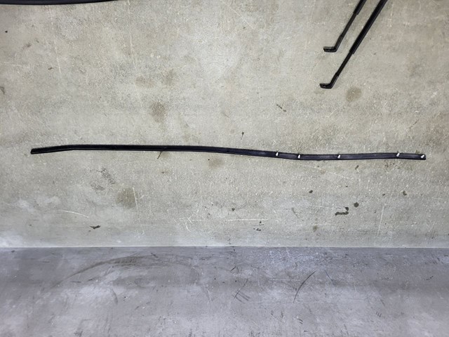 NISSAN 668304GA0A в наличии Павлоград