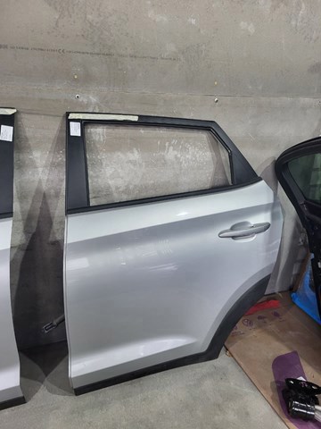 Дверь пассажирская задняя левая 77003D7000 HYUNDAI