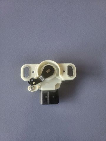 Ппривод тормозного крана 8951047040 TOYOTA
