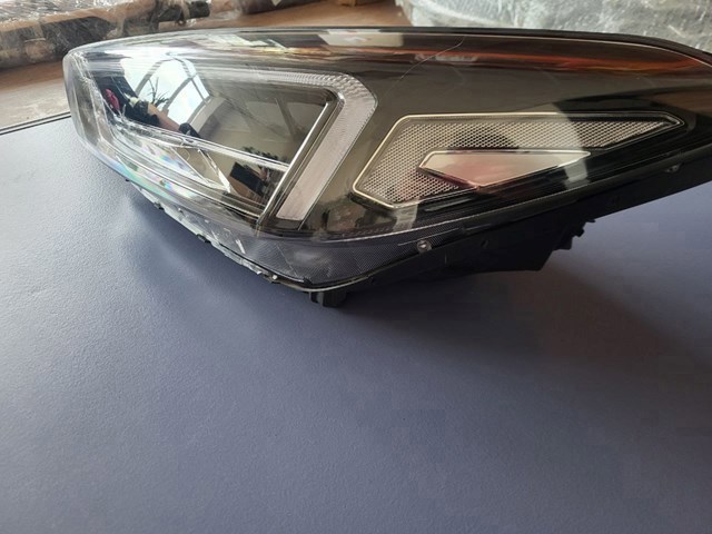 92101D7700 HYUNDAI Фара левая купить в Ирпень