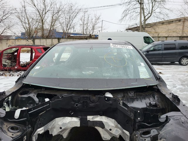 Автостекло G27004HH0A NISSAN