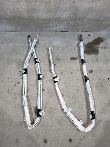 Шторка боковая правая K85P04GA0A NISSAN