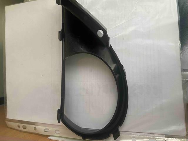 Окантовка противотуманки 4L0807489A VAG
