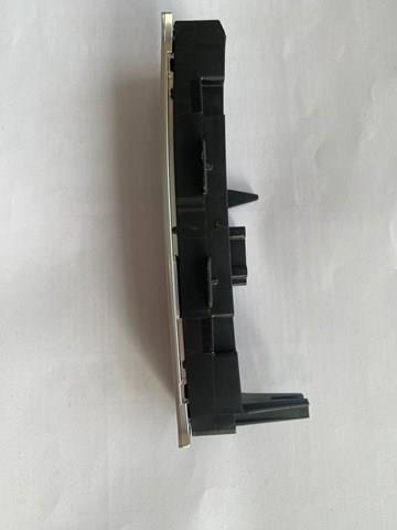 8R17134633Q7 VAG Накладка консоли рычага переключения передач АКПП купить в Харьков