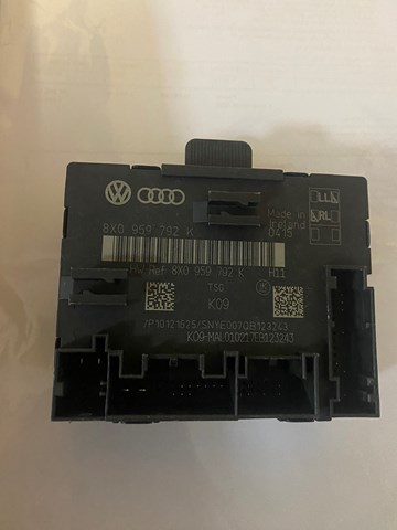 Блок комфорта передней двери 8X0959792K VAG