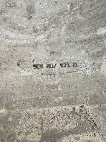 Задний бампер 5E9807421B VAG