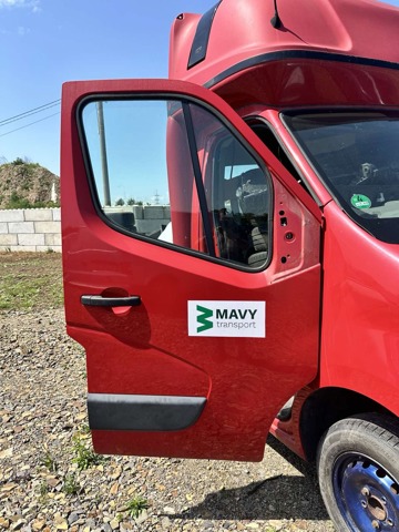Пассажирская передняя дверь 801009976R RENAULT