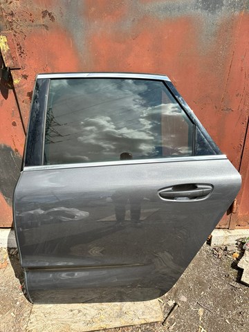 Дверь пассажирская задняя левая 9801573080 PEUGEOT