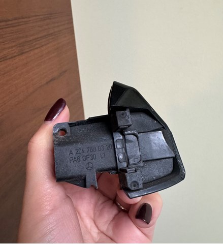 Крышка ручки наружной двери задней левой A2047600320 MERCEDES