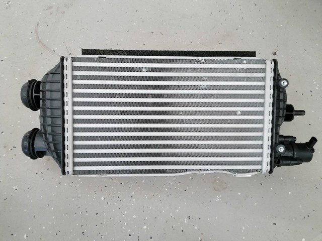 282702M400 HYUNDAI Радиатор интеркуллера купить в Каменское