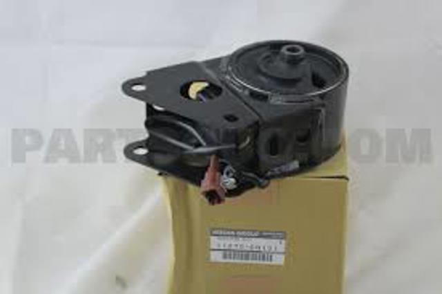 Подушка (опора) двигателя, передняя 11270CN101 NISSAN