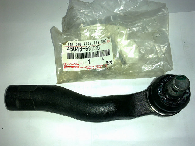 Наконечник рулевой тяги, внешний 4504669236 TOYOTA