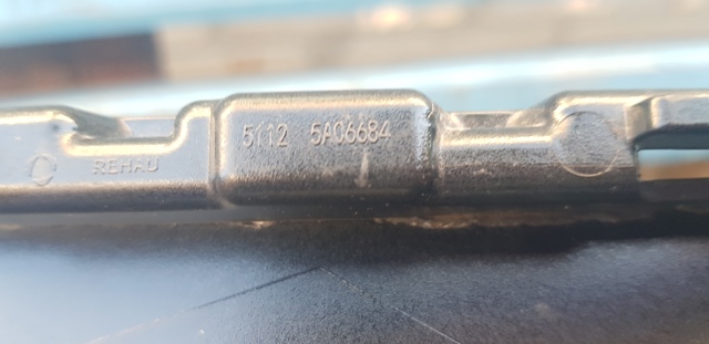 BMW 51125A06684 Накладка бампера заднего правая в наличии Киев