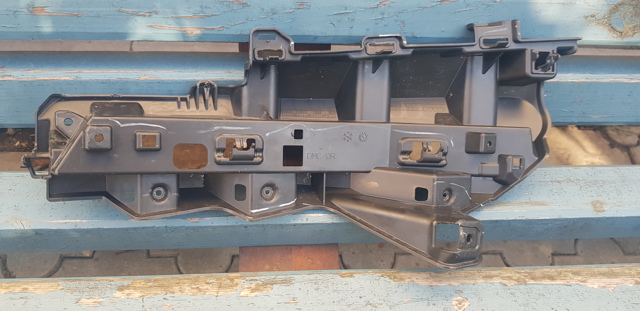 BMW 51129878962 Кронштейн бампера заднего правый в наличии Черкассы