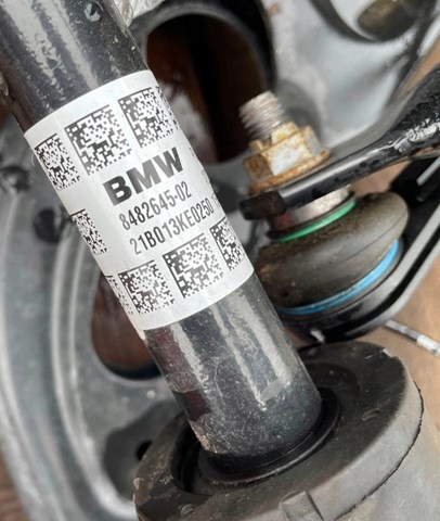 Привод передний левый 8482645 BMW