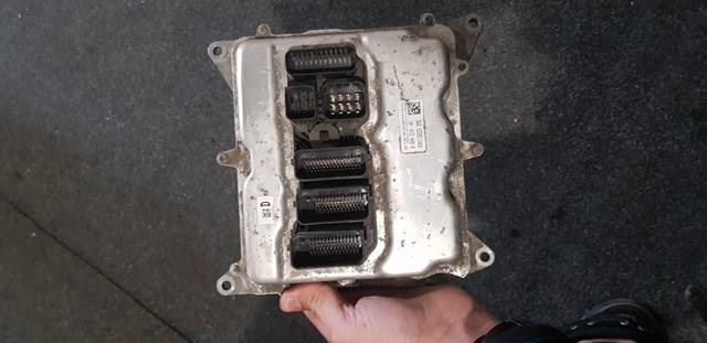 Электронный блок управления двигателем 8604210 BMW