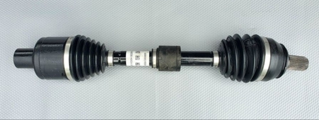 Ось передняя в сборе A2433301400 MERCEDES