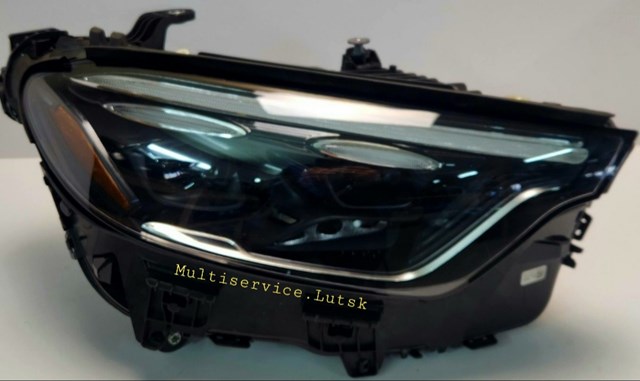 Фара передняя правая A2549062802 MERCEDES