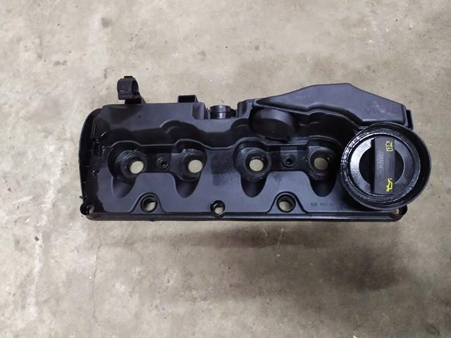 Крышка клапанов 03L103469M VAG
