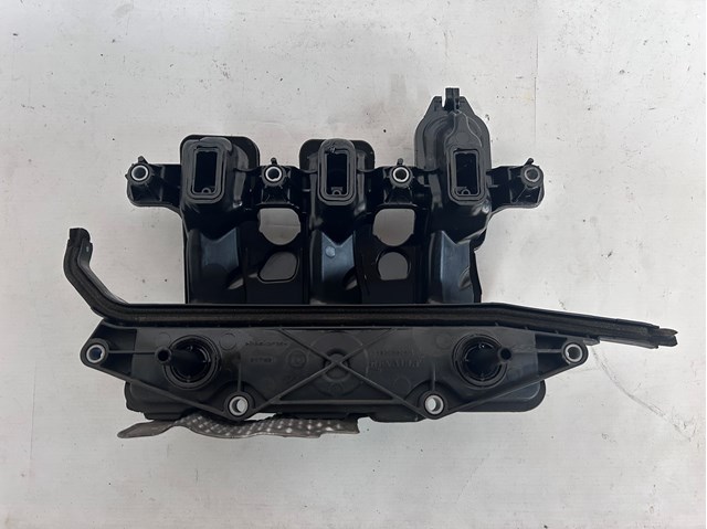 Впускной коллектор 118305906R NISSAN