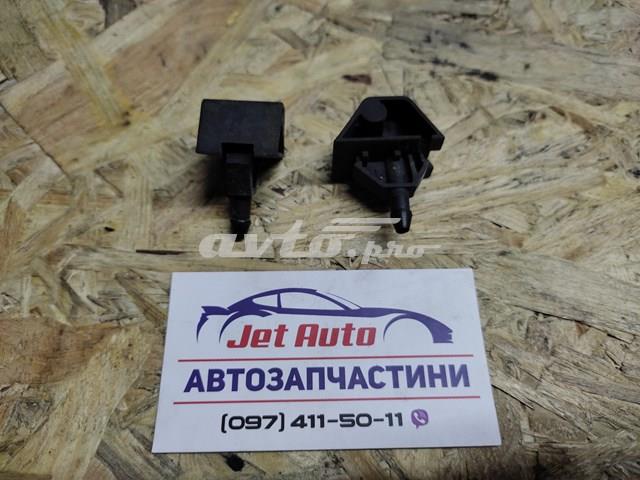 Жиклер омывателя Nissan Qashqai 2