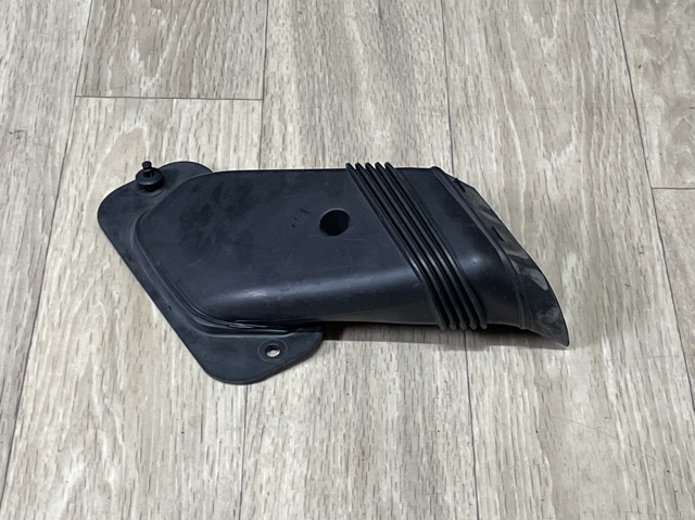 Патрубок дроссельный 30741749 VOLVO