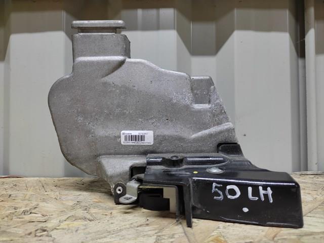 Запор кабины 30753657 VOLVO